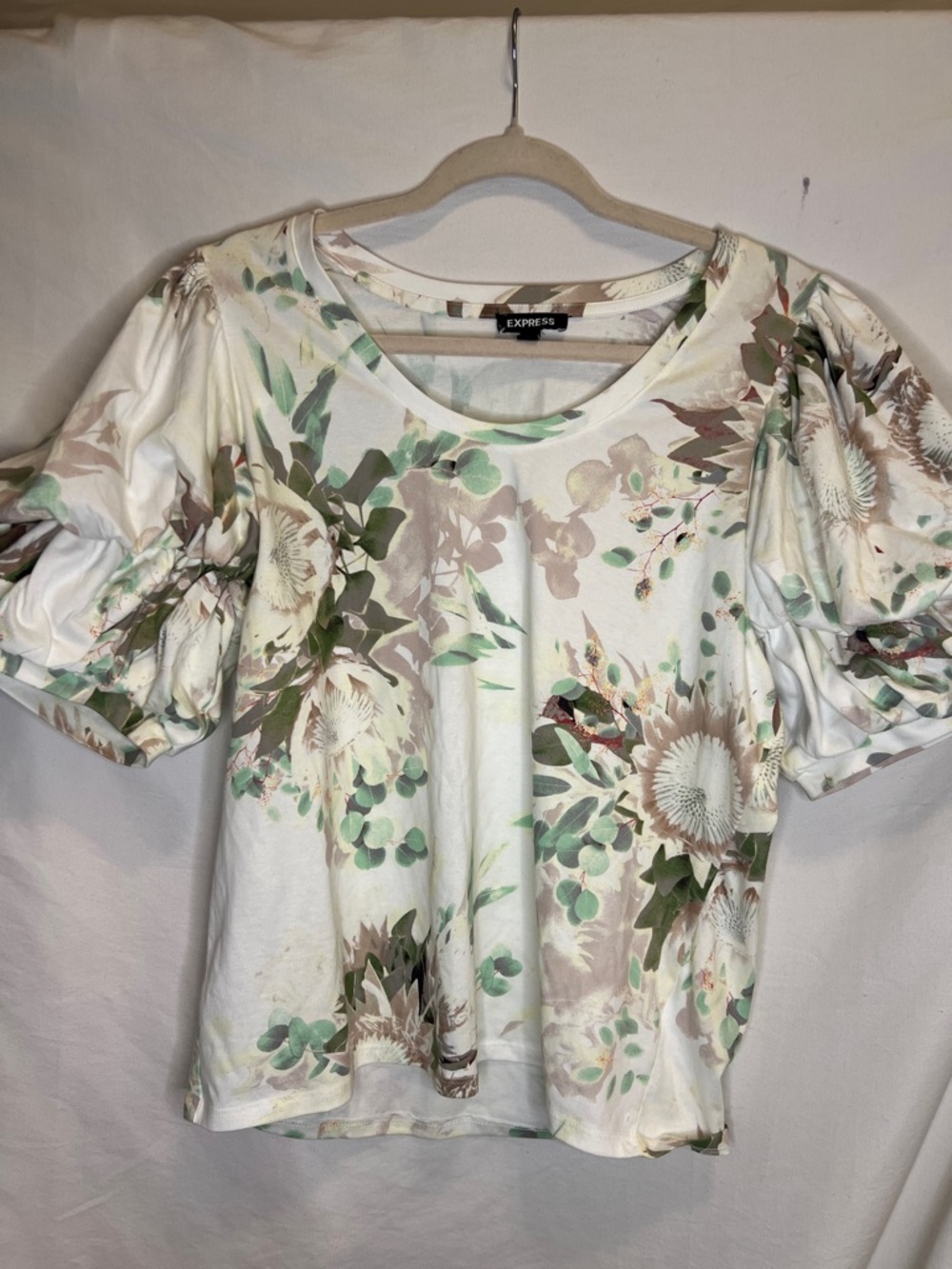 Express Floral Puff Sleeve Tee - Cream, Green & Taupe